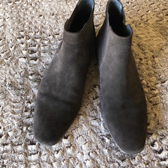 calvin klein chelsea boots